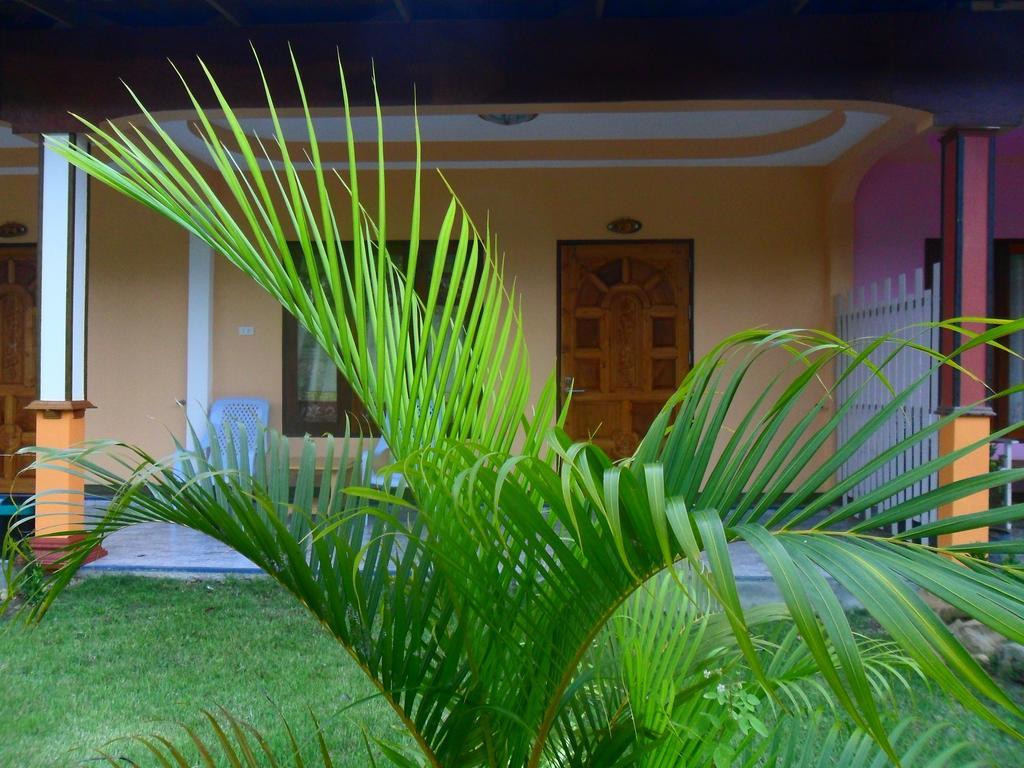 Phu Lanta Life Hotel เกาะลันตา ภายนอก รูปภาพ