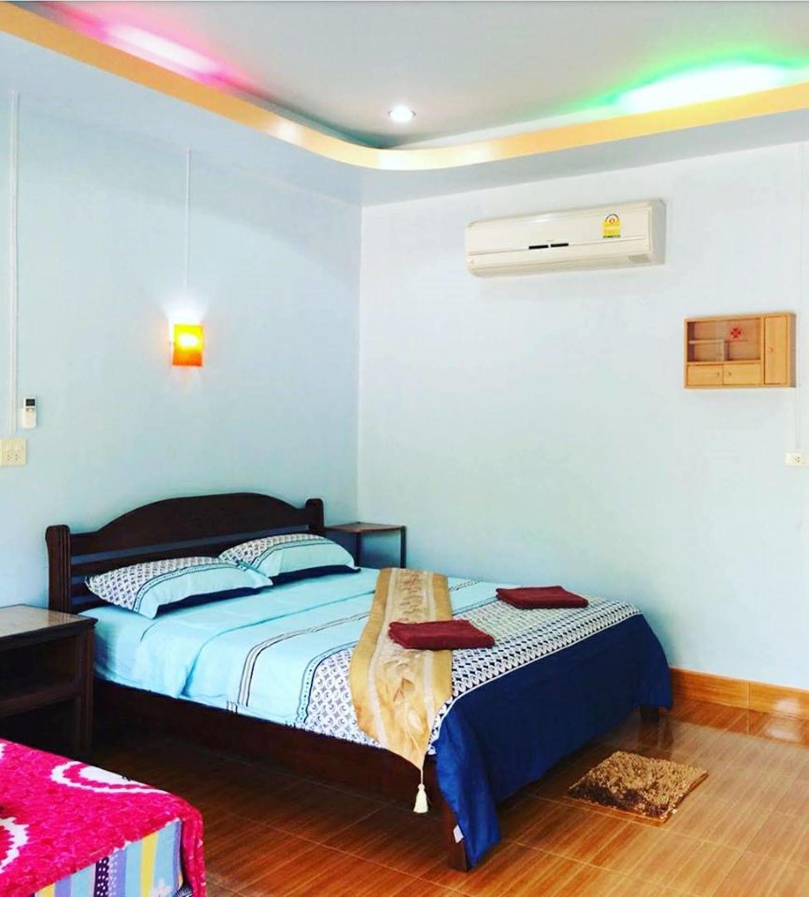 Phu Lanta Life Hotel เกาะลันตา ภายนอก รูปภาพ